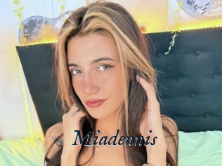 Miadennis