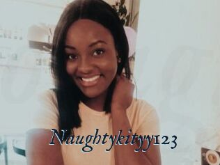 Naughtykityy123